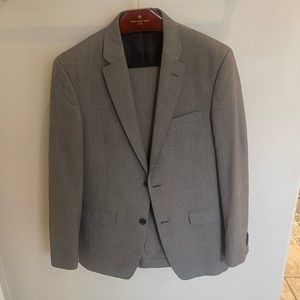 Tommy Hilfiger suit